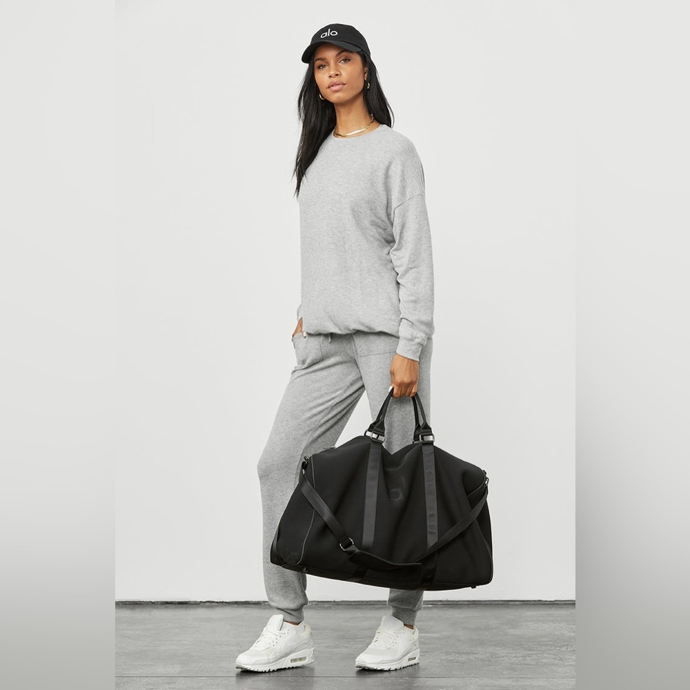 Cozy Alo Yoga Sweat Set
